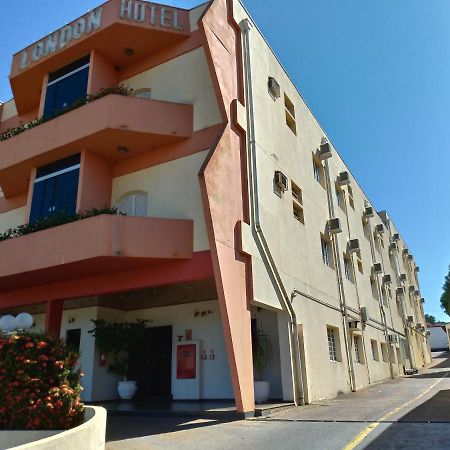 Hotel London Araraquara Buitenkant foto