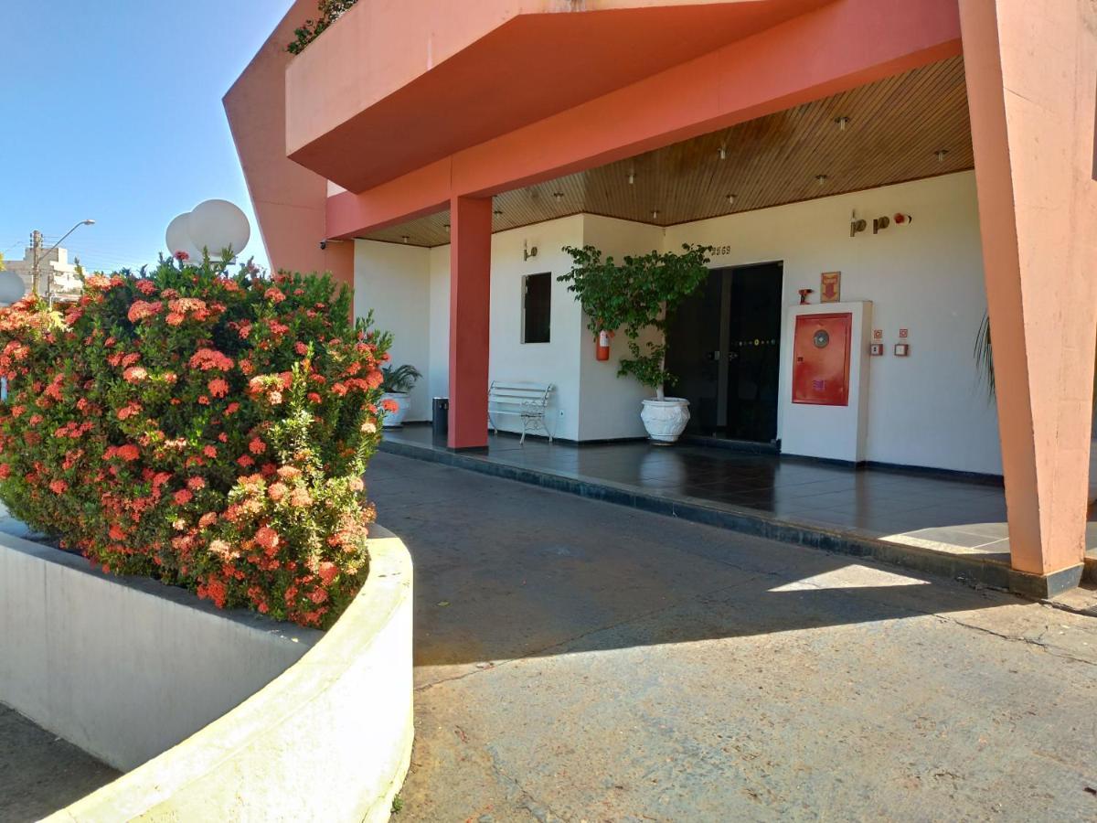 Hotel London Araraquara Buitenkant foto
